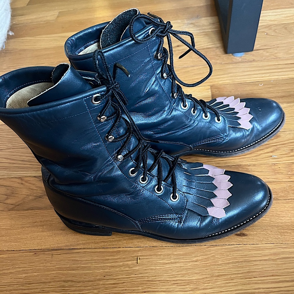 SOLD Justin Kiltie Roper lace up boots sz8C - navy & pink